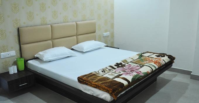 لوديانا Hotel Silver Stone المظهر الخارجي الصورة